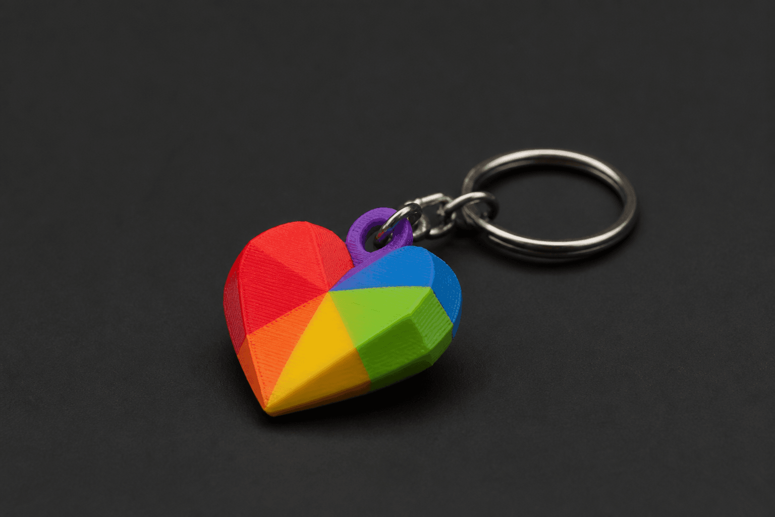Studio example: Moment Charm rainbow heart keycharm